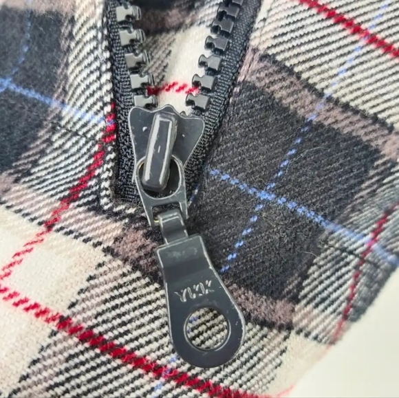 Outdoor Life Sisley Reversible Puffer Vest Big Logo Spellout - Picture 6 of 12